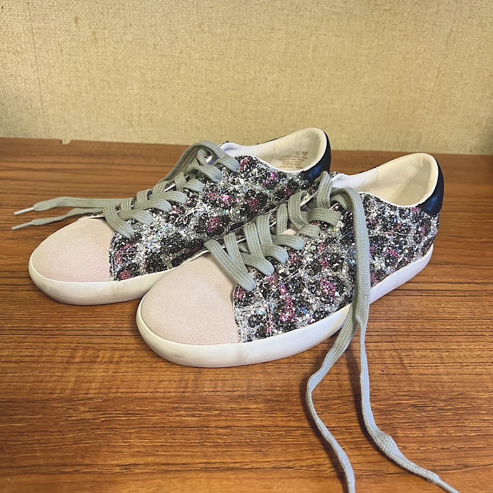 The Aubrie Sneaker’s mini me! Perfect for adding sparkle to a playdate!